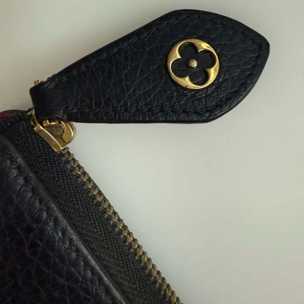 Louis Vuitton Portefeuille Comete Long Bifold Wallet Taurillon